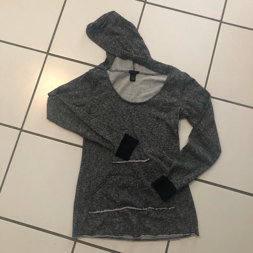 RUE21 Gray hooded sweatshirt Small